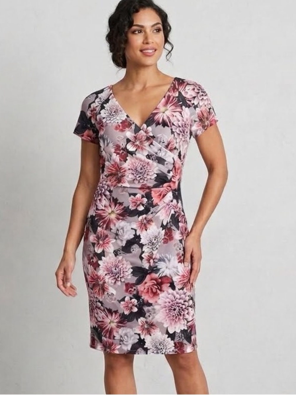 Paper Dolls London Gothic Floral V-Neck Dress NEW Women's Size 6 NWT
